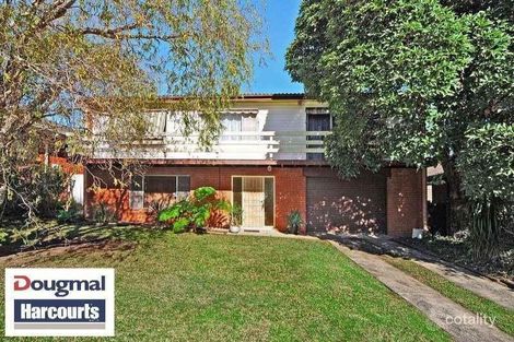 11 Mackenzie Ave, Mount Warrigal, NSW 2528