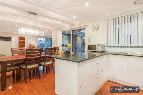 Property photo of 1/82 Saxonwood Drive Narre Warren VIC 3805