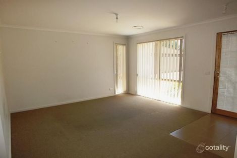 Property photo of 2/260 Dandelion Drive Rowville VIC 3178