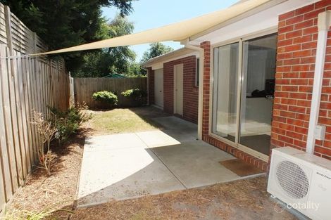 Property photo of 2/260 Dandelion Drive Rowville VIC 3178