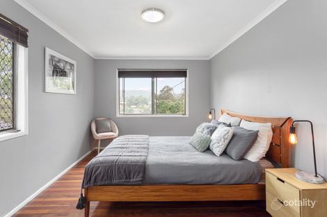 10 Crosby Ave, Arana Hills, QLD 4054