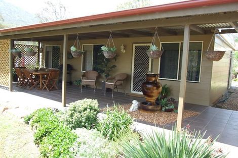 Property photo of 822 Top Swanfels Road Swanfels QLD 4371