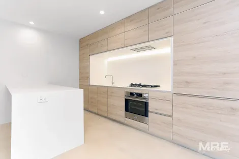 Property photo of 1609/12 Queens Road Melbourne VIC 3004