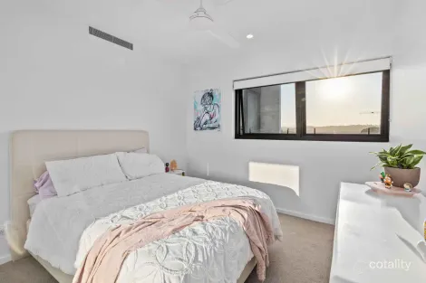 Property photo of 708/2 Mawarra Street Palm Beach QLD 4221