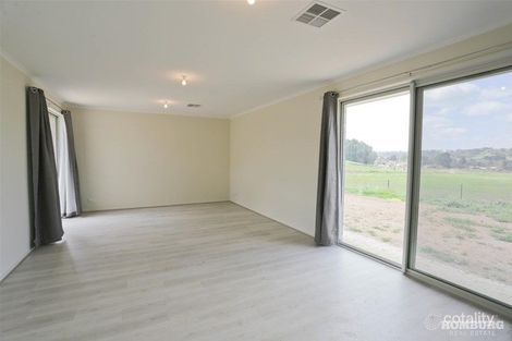 Property photo of 5 Brian Hurn Crescent Angaston SA 5353