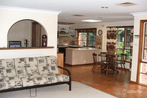 Property photo of 2 Evrah Drive Hoppers Crossing VIC 3029