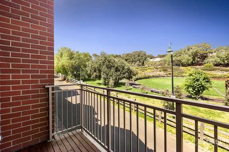 20 Coopers Lane, Kensington, VIC 3031