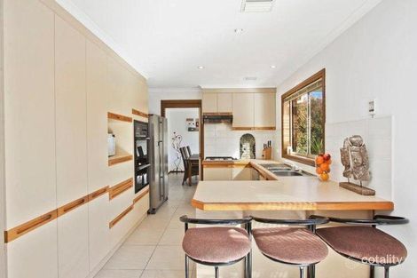 Property photo of 49 Parkview Crescent Jerrabomberra NSW 2619