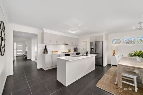 Property photo of 20 Azure Way Coomera QLD 4209