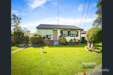 17 Moresby Cres, Whalan, NSW 2770