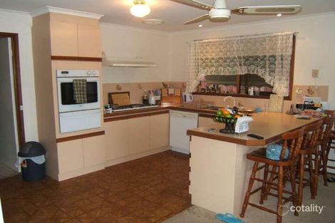 Property photo of 46 Cameron Way Pakenham VIC 3810