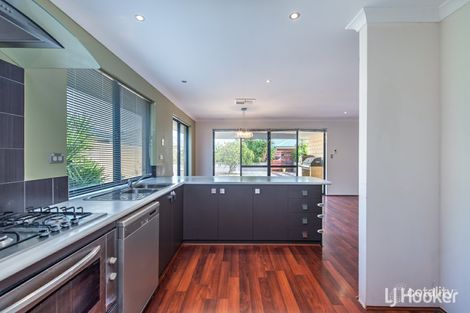 Property photo of 16 Grenoble Street Piara Waters WA 6112