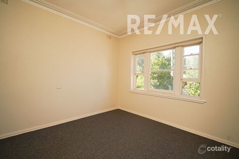Property photo of 2 Sullivan Avenue Wagga Wagga NSW 2650