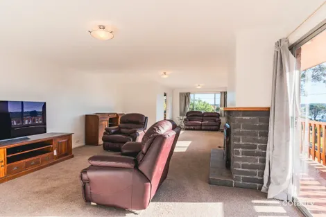 Property photo of 7 Lawry Heights St Helens TAS 7216