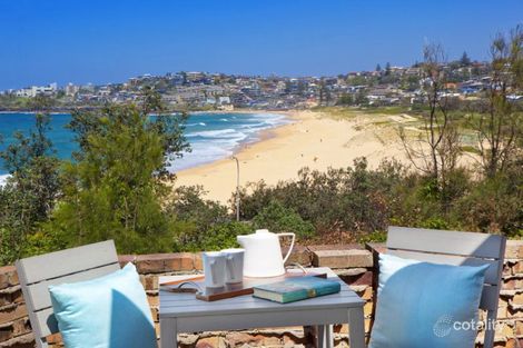 Property photo of 33 Robertson Road North Curl Curl NSW 2099
