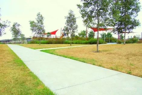 Property photo of 40 Paringa Drive The Ponds NSW 2769