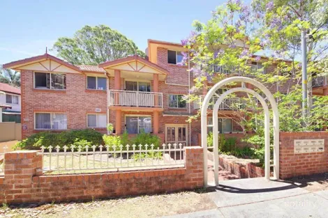 Property photo of 2/91-95 Stapleton Street Pendle Hill NSW 2145