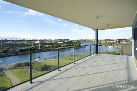 Property photo of 6 Britannia Parade Hindmarsh Island SA 5214