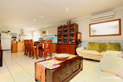 Property photo of 44 Norman Dunlop Crescent Minto NSW 2566
