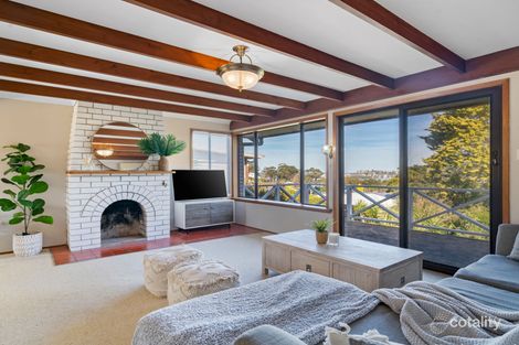 Property photo of 54 Hilltop Road Wamberal NSW 2260