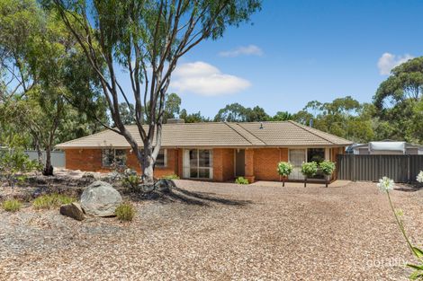 13 Pioneer Dr, Maiden Gully, VIC 3551