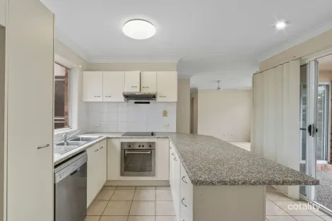 Property photo of 115 Mulgrave Crescent Forest Lake QLD 4078