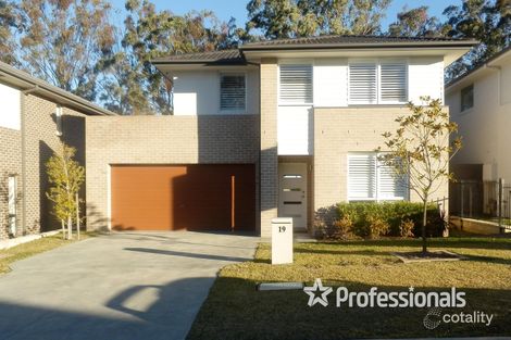 Property photo of 19 Boddingtons Road Glenfield NSW 2167