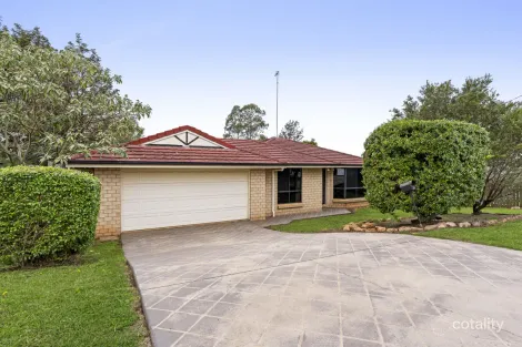 10 Malbec Ct, Wilsonton Heights, QLD 4350