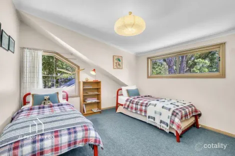 Property photo of 6 Tourmaline Avenue Pearl Beach NSW 2256