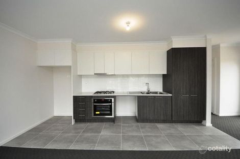 Property photo of 1 Lithgow Way Mooroolbark VIC 3138