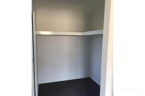 Property photo of 33 Hill Drive Pimpama QLD 4209