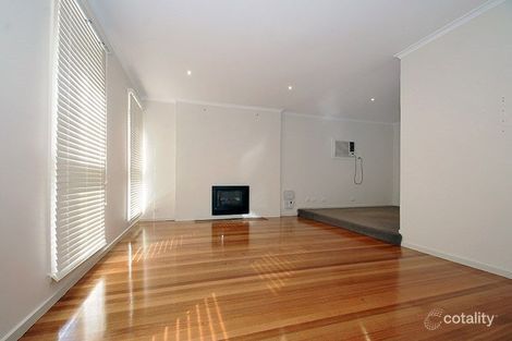 Property photo of 5 Brunei Grove Frankston VIC 3199
