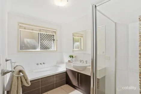 Property photo of 9 Angourie Crescent Pacific Pines QLD 4211