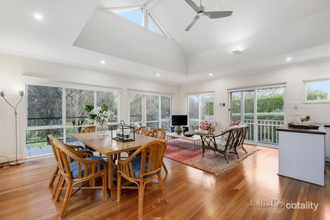 Property photo of 8 Airley Road Glen Iris VIC 3146