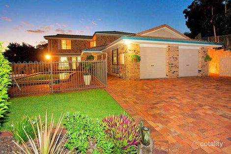 Property photo of 8 Emerald Court Kenmore QLD 4069