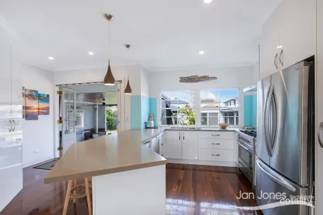 Property photo of 107 Eversleigh Road Scarborough QLD 4020