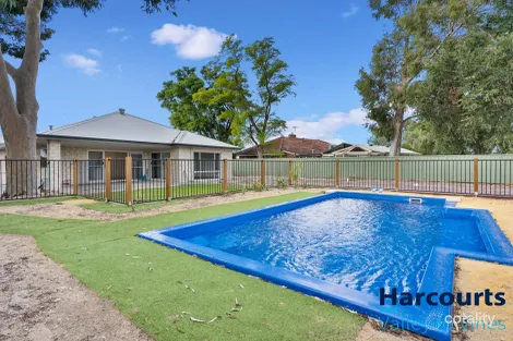 Property photo of 16 Turner Road Bullsbrook WA 6084