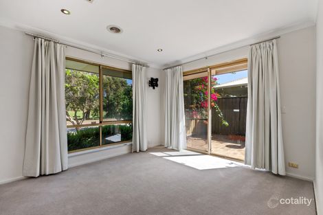 Property photo of 25 Shacklock Crescent Winthrop WA 6150