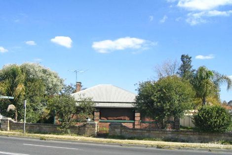 15 Heathcote Rd, Moorebank, NSW 2170