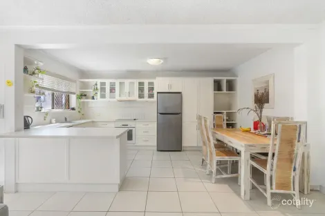 Property photo of 3/16 Pacific Parade Bilinga QLD 4225
