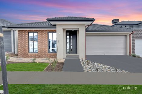 4 Bracegirdle Dr, Mickleham, VIC 3064