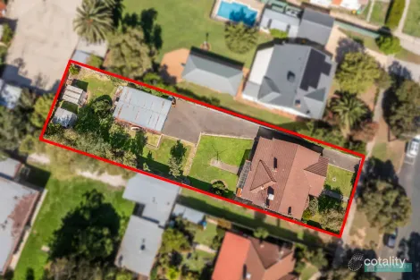 Property photo of 18 Smith Street North Bendigo VIC 3550