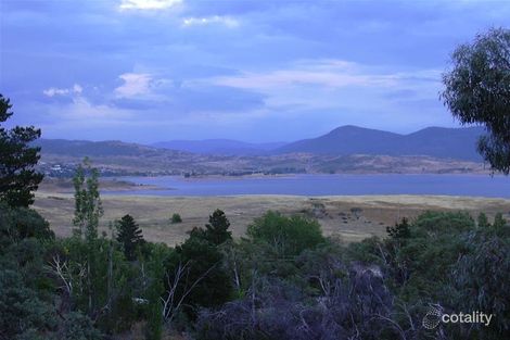 Property photo of 37 Jerrara Drive East Jindabyne NSW 2627