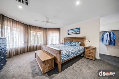 Property photo of 19 Henley Park Rise Pearsall WA 6065