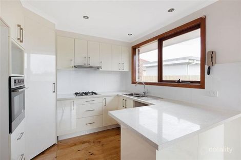 Property photo of 2/15 Mount Street Glen Waverley VIC 3150