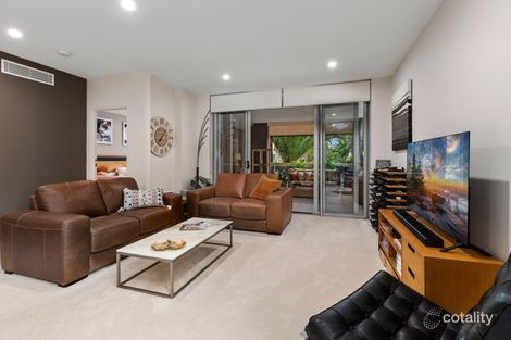 Property photo of 714/3 Pendraat Parade Hope Island QLD 4212