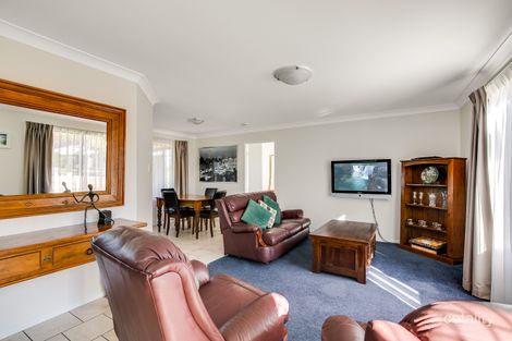 Property photo of 8 Mally Road Hodgson Vale QLD 4352