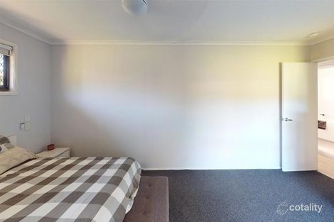 Property photo of 99 K P McGrath Drive Elanora QLD 4221