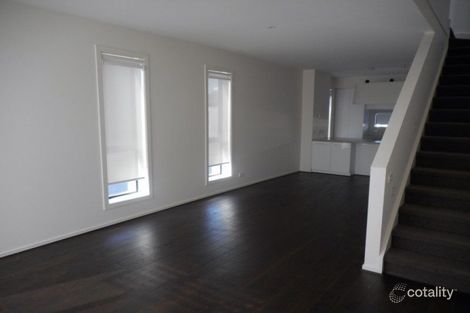 Property photo of 20 Central Park Walk Cheltenham VIC 3192