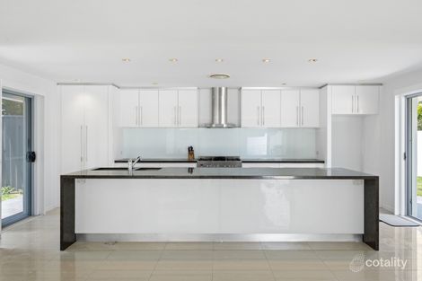Property photo of 112 Savoy Drive Broadbeach Waters QLD 4218